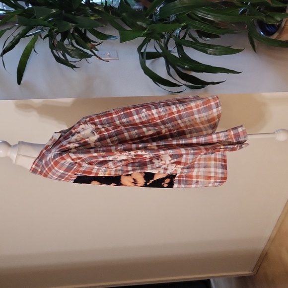 Lucky Brand Button-up Band Shirt Bleach Dyed Worn Florida Georgia Line Dayum - Picture 3 of 9